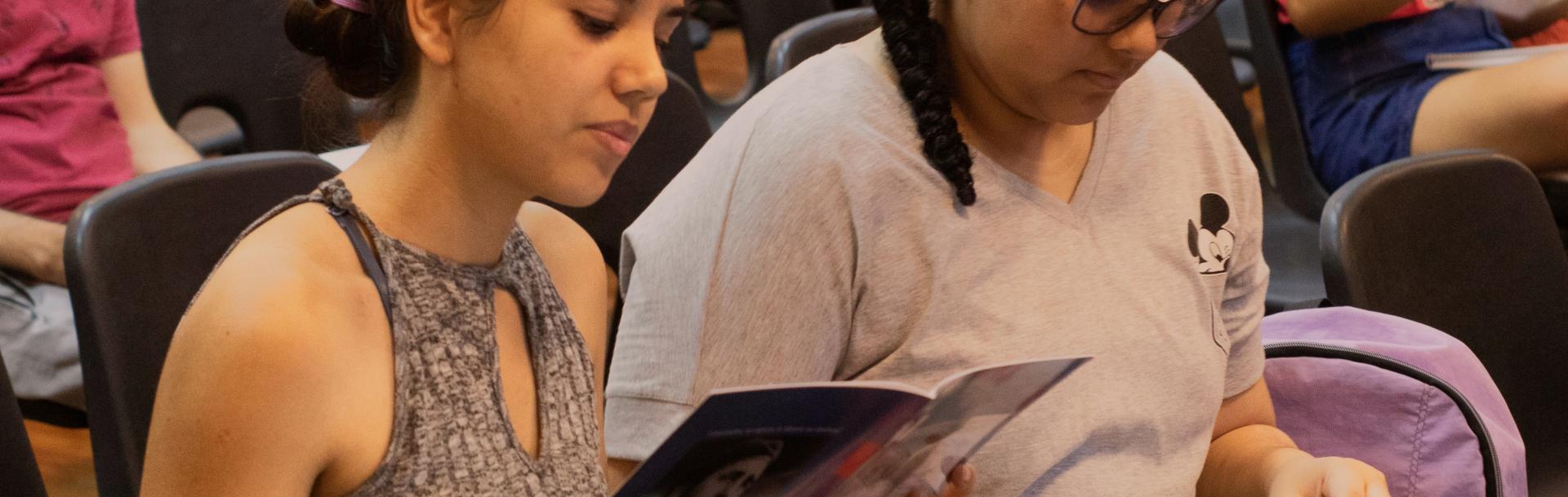 Estudiantes en sede Puan.
